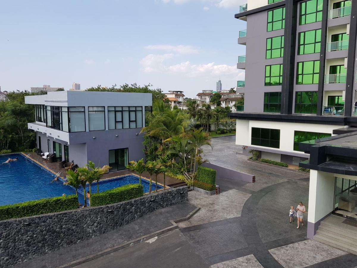 Dusit Grand Condo View Jomtien Beach Exterior foto